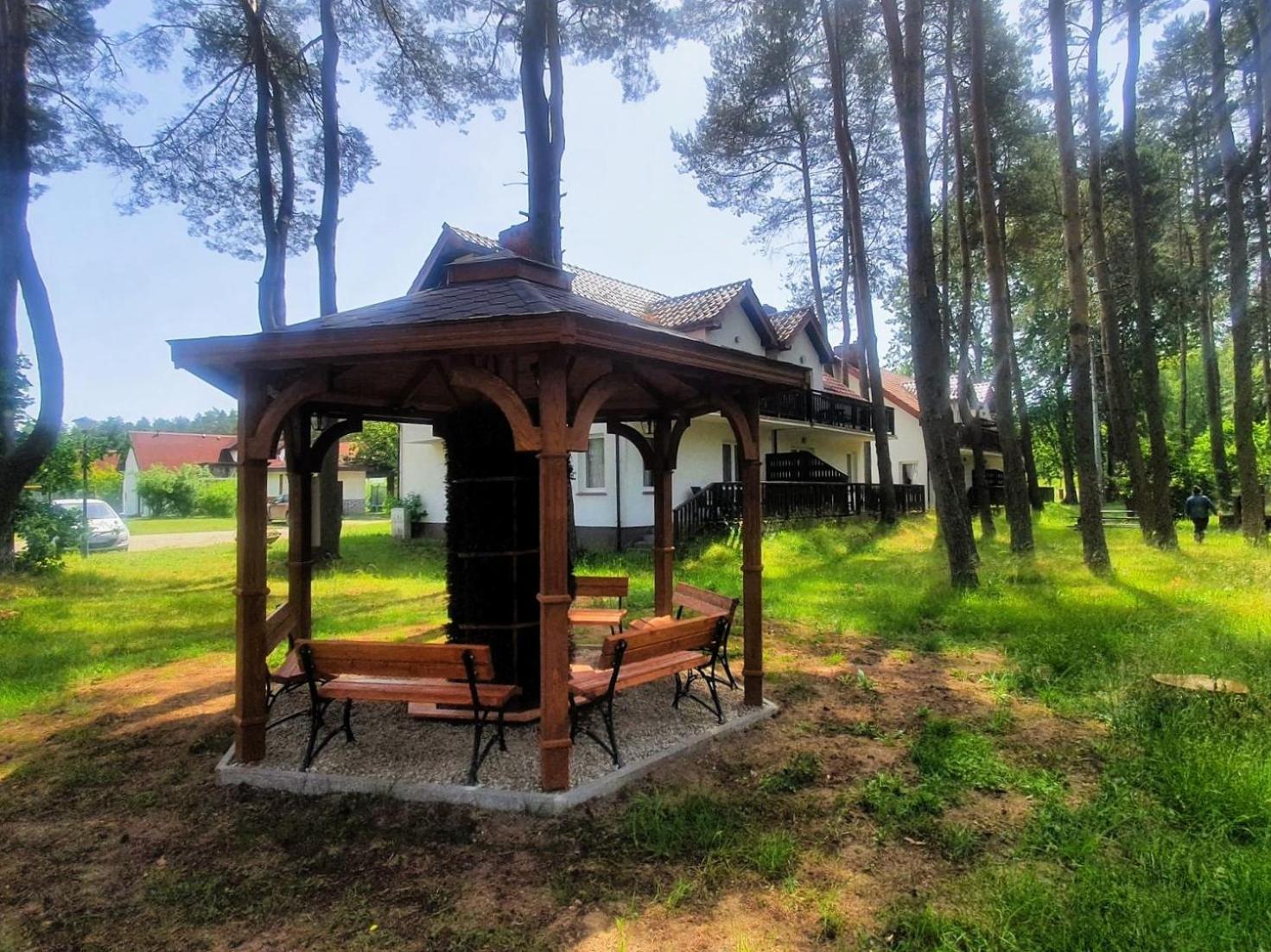 Osrodek Nad Jeziorem - Radew Rosnowo Ngoại thất bức ảnh