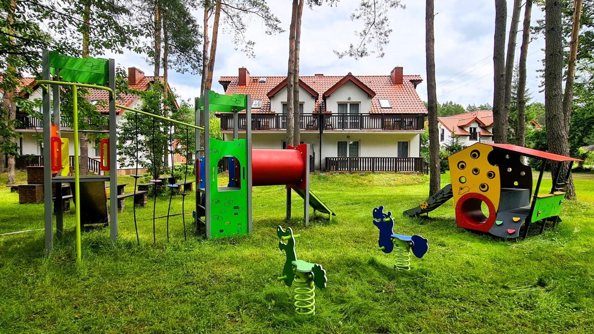 Osrodek Nad Jeziorem - Radew Rosnowo Ngoại thất bức ảnh