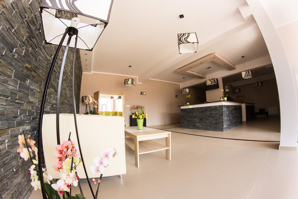 Osrodek Nad Jeziorem - Radew Rosnowo Ngoại thất bức ảnh